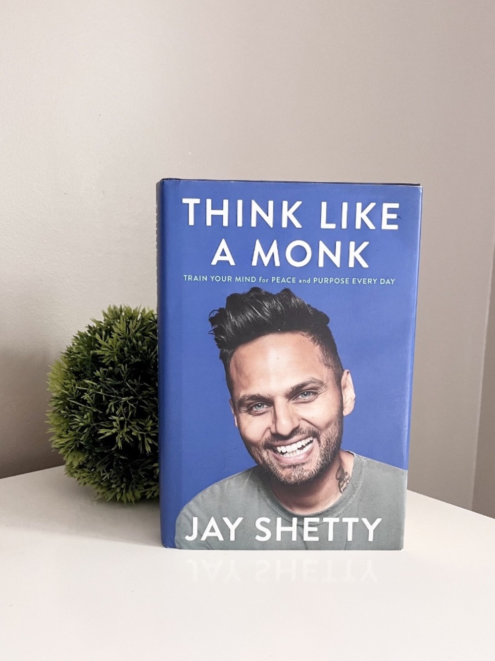 Jay Shetty Think Like a Monk self help book